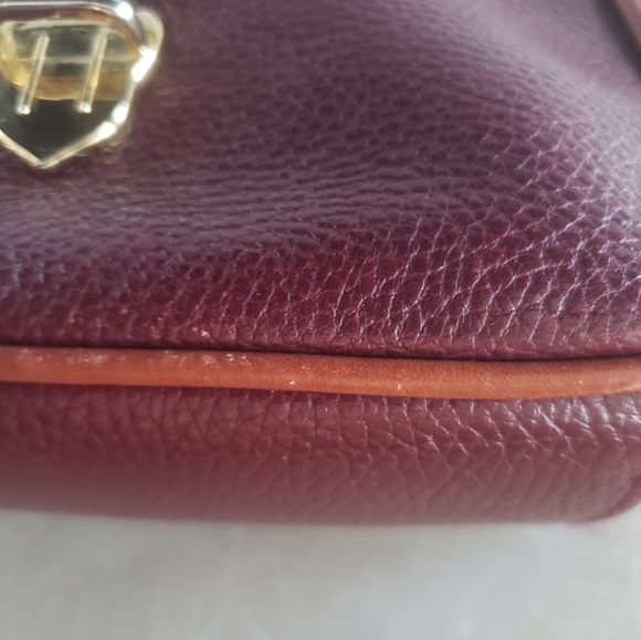 Etienne Aigner crossbody/shoulder vintage bag. - Picture 11 of 13